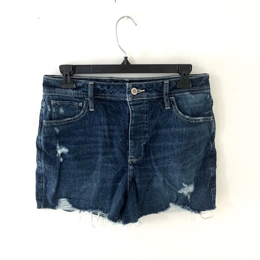 Hollister Ultra High-Rise Mom Short 3”, Size: 9 W29